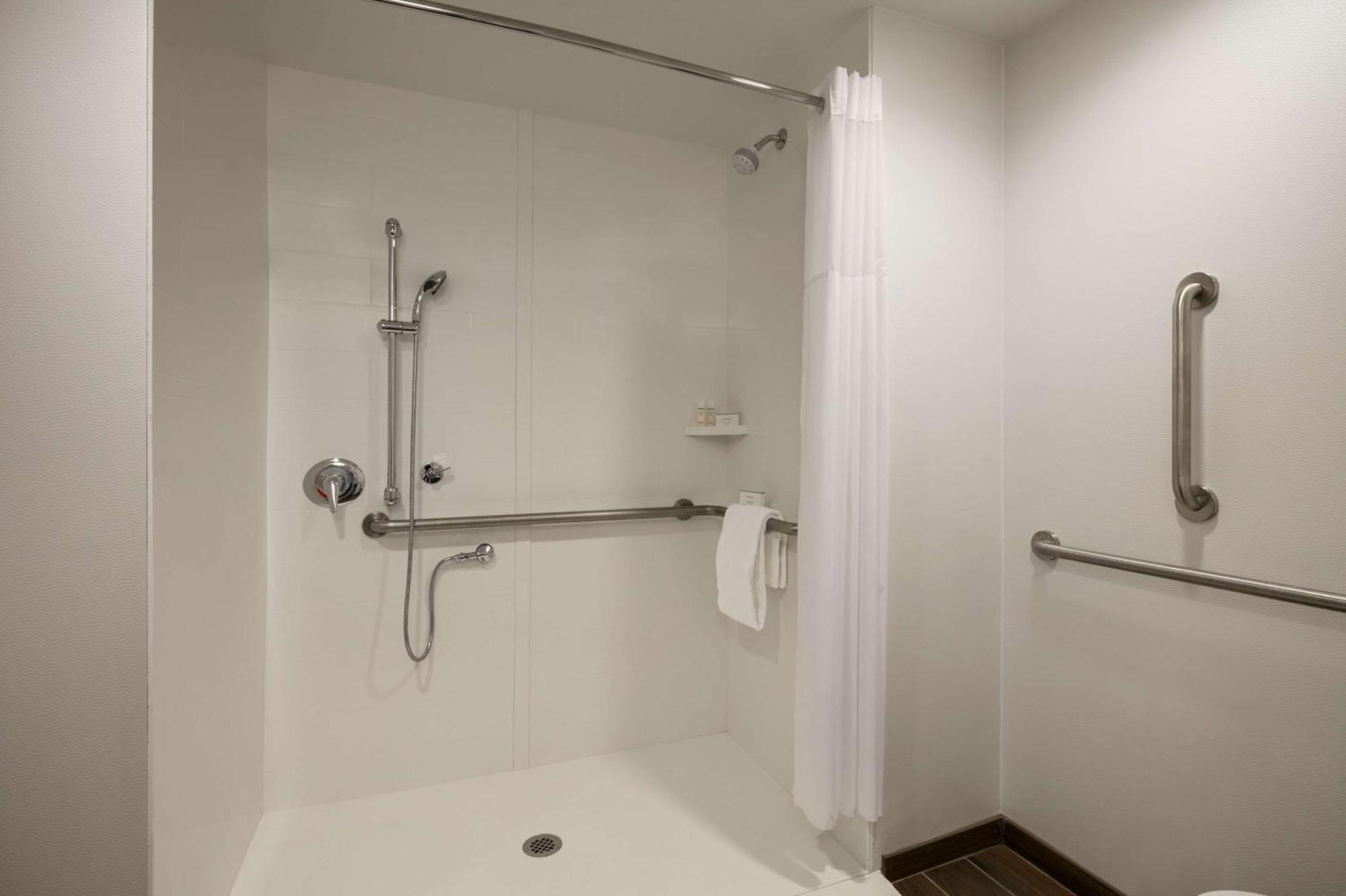 Hampton Inn Kernersville Luaran gambar